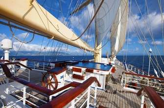 Star Clippers Star Clipper Sun Deck 1.jpg
